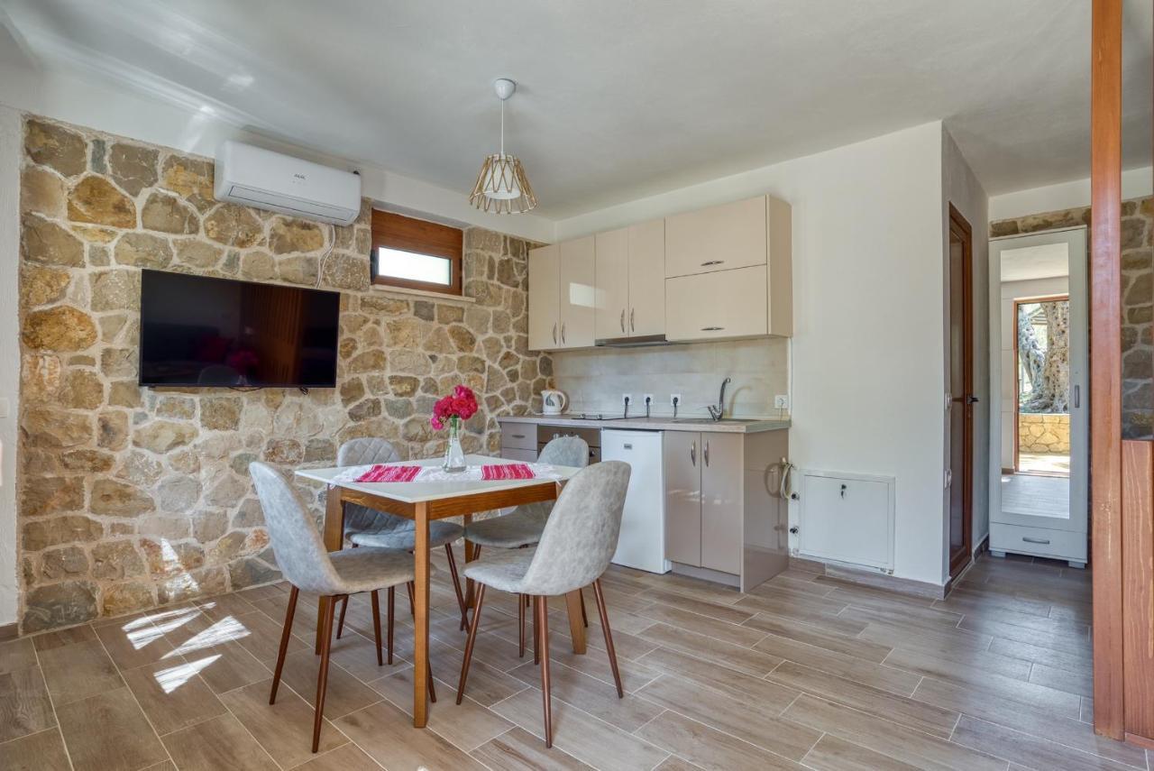 Stonehouse In Olives Lejlighed Ulcinj Eksteriør billede